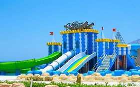 Gravity Hotel & Aqua Park Hurghada